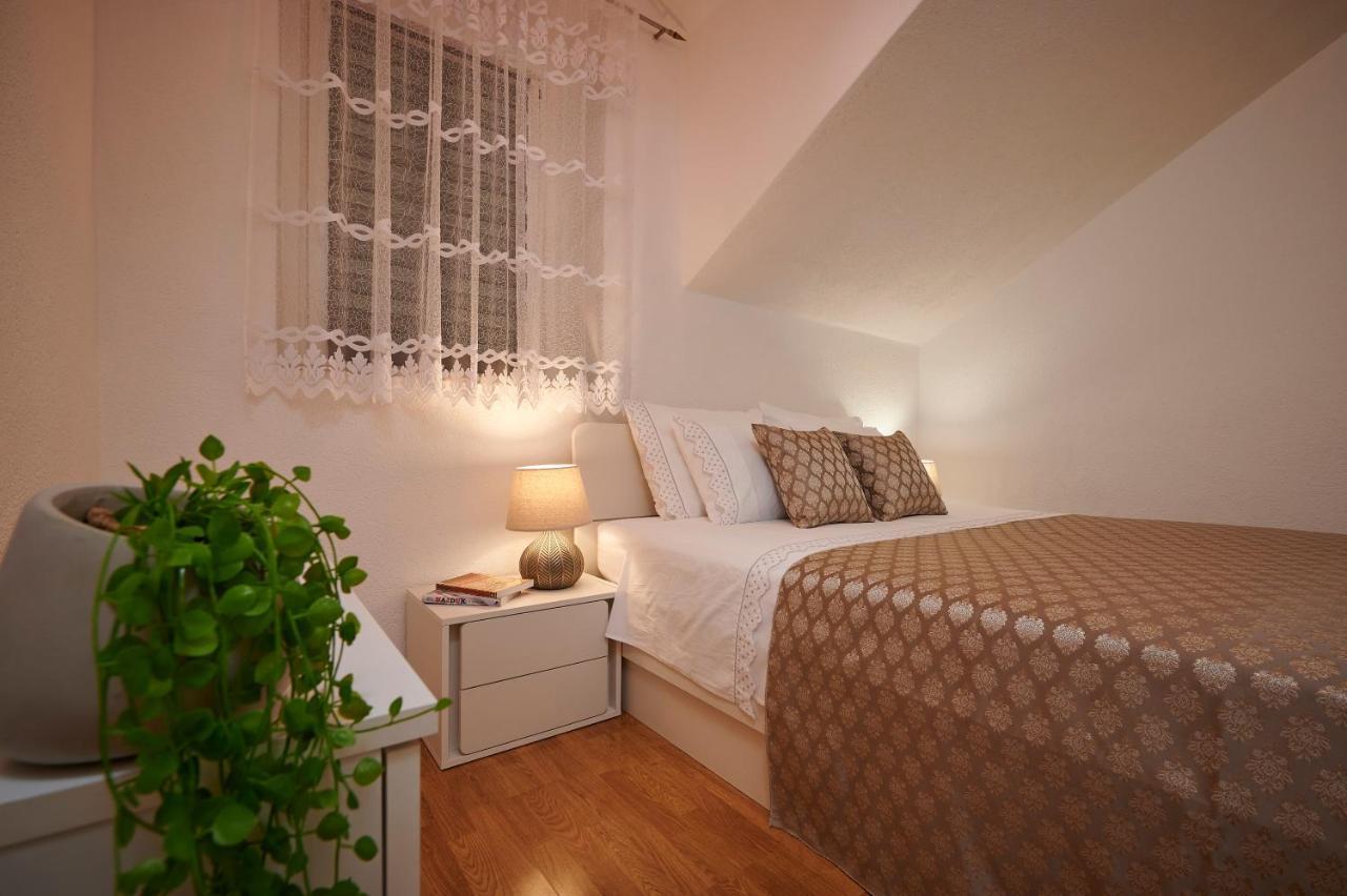 Apartment Ana-Marija Трогир Экстерьер фото