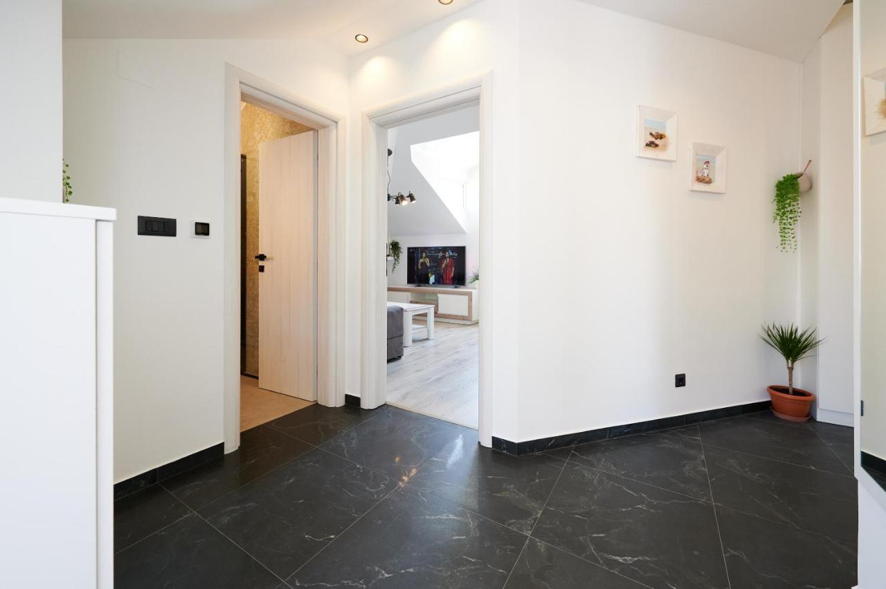 Apartment Ana-Marija Трогир Экстерьер фото
